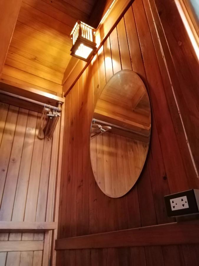 Wood House Pattaya 호텔 외부 사진
