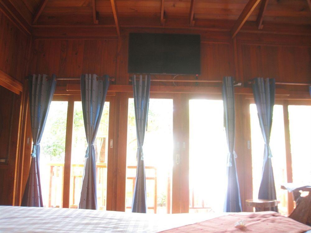 Wood House Pattaya 호텔 외부 사진