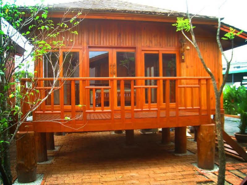 Wood House Pattaya 호텔 외부 사진