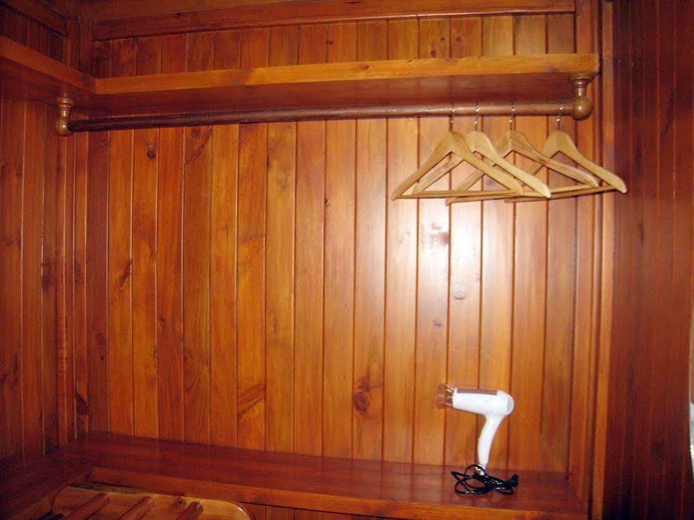 Wood House Pattaya 호텔 외부 사진