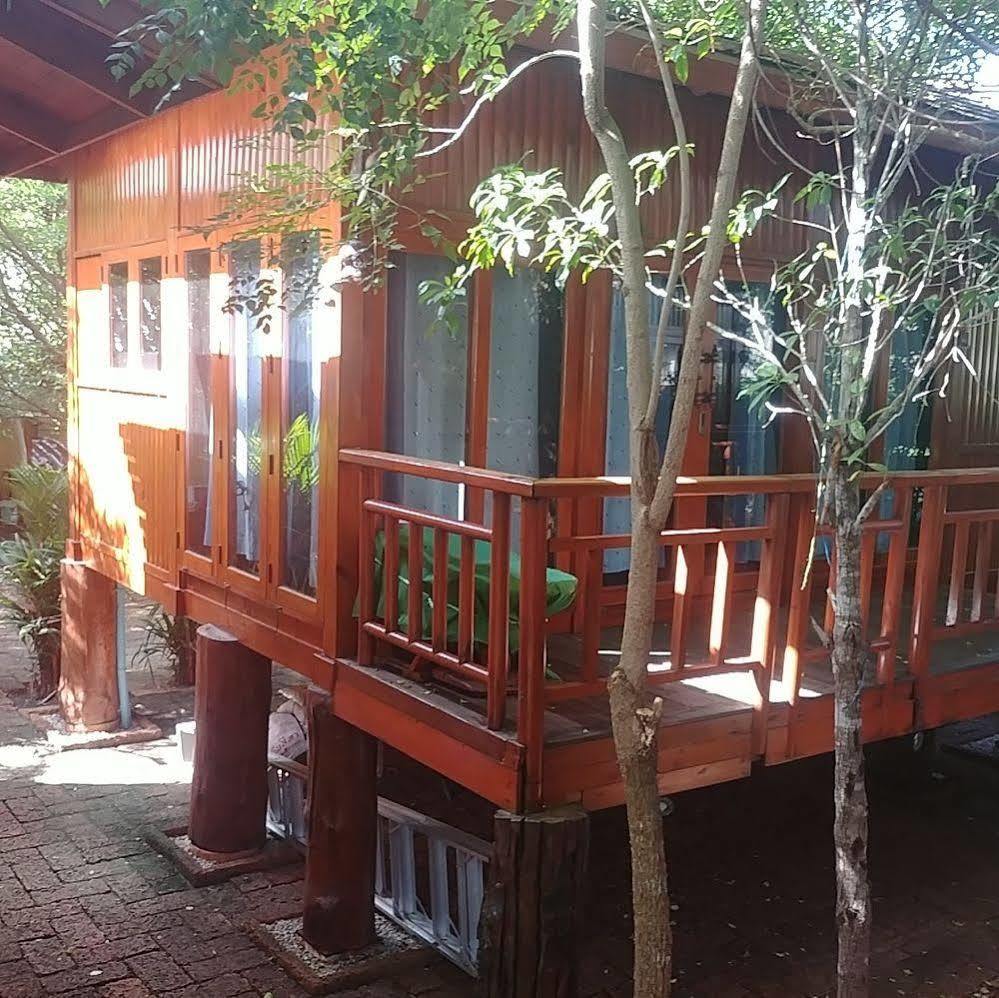 Wood House Pattaya 호텔 외부 사진